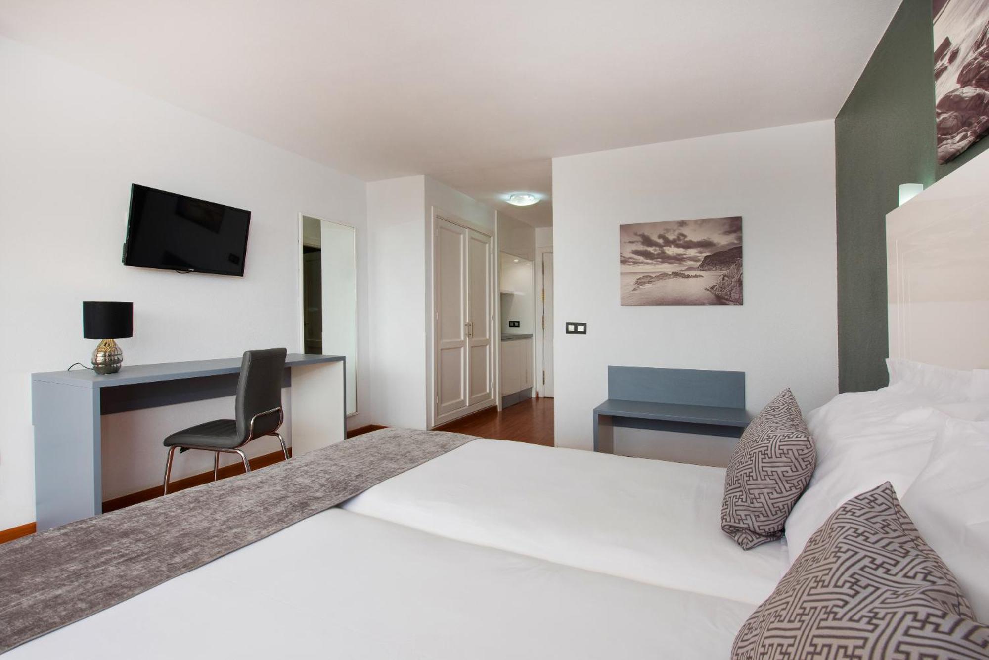 Double Room with Sea View,1616891819:JPEG