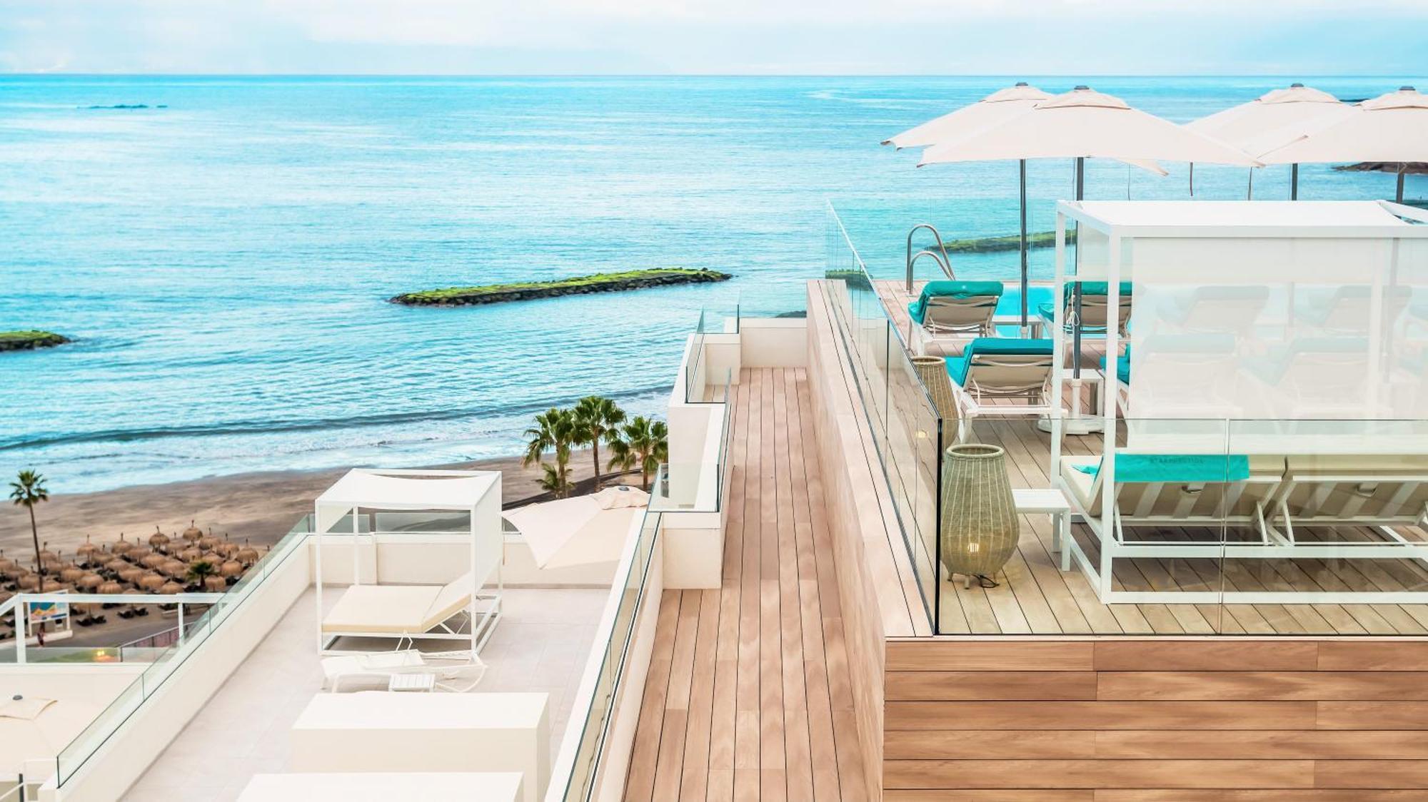 Star Prestige Double Room Side Sea View Executive Lounge Access