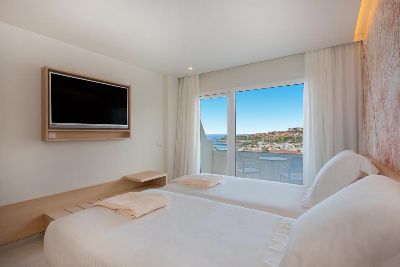 Twin Room Sea View