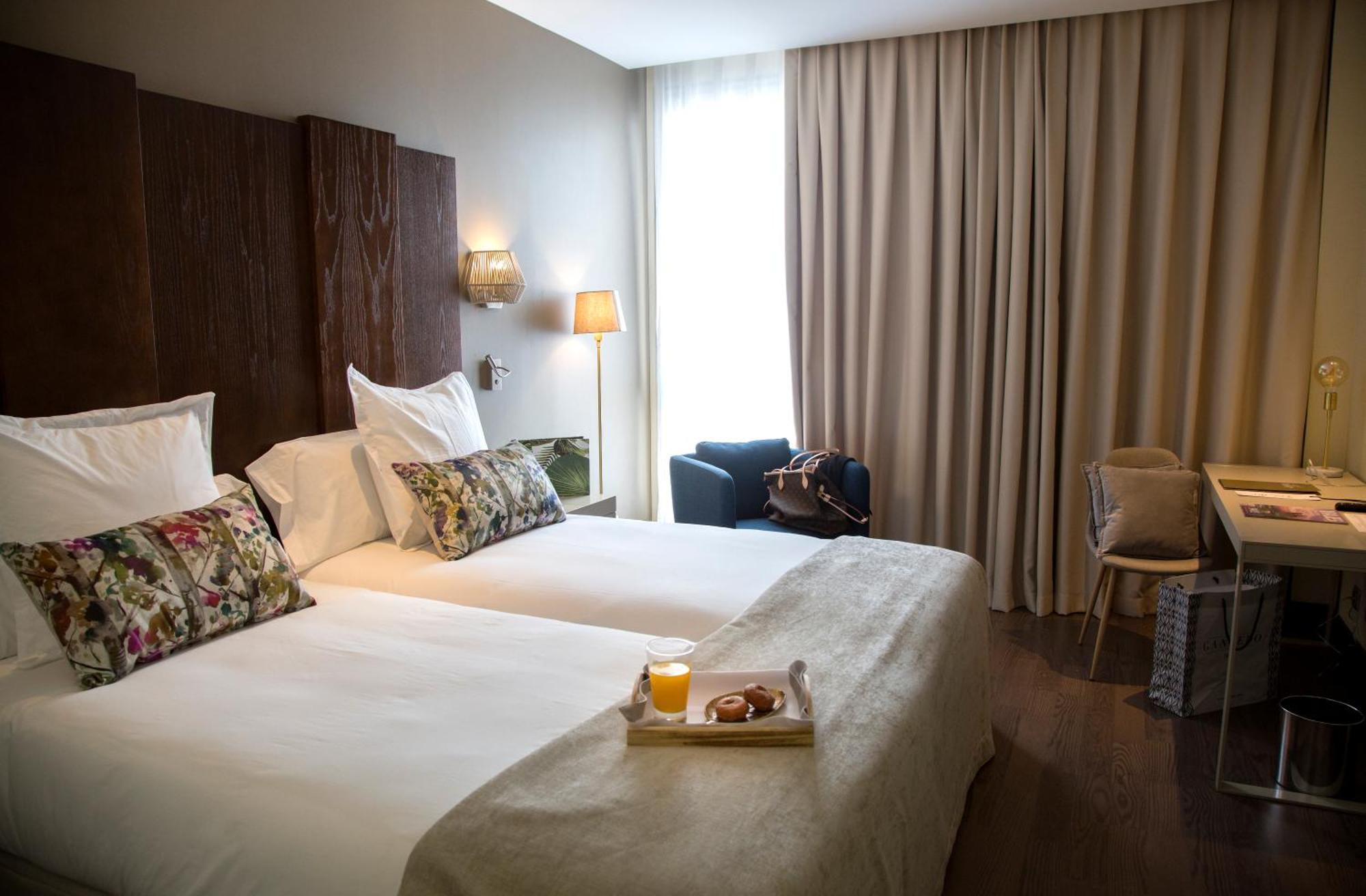 Deluxe Double Room,1556693491:JPEG