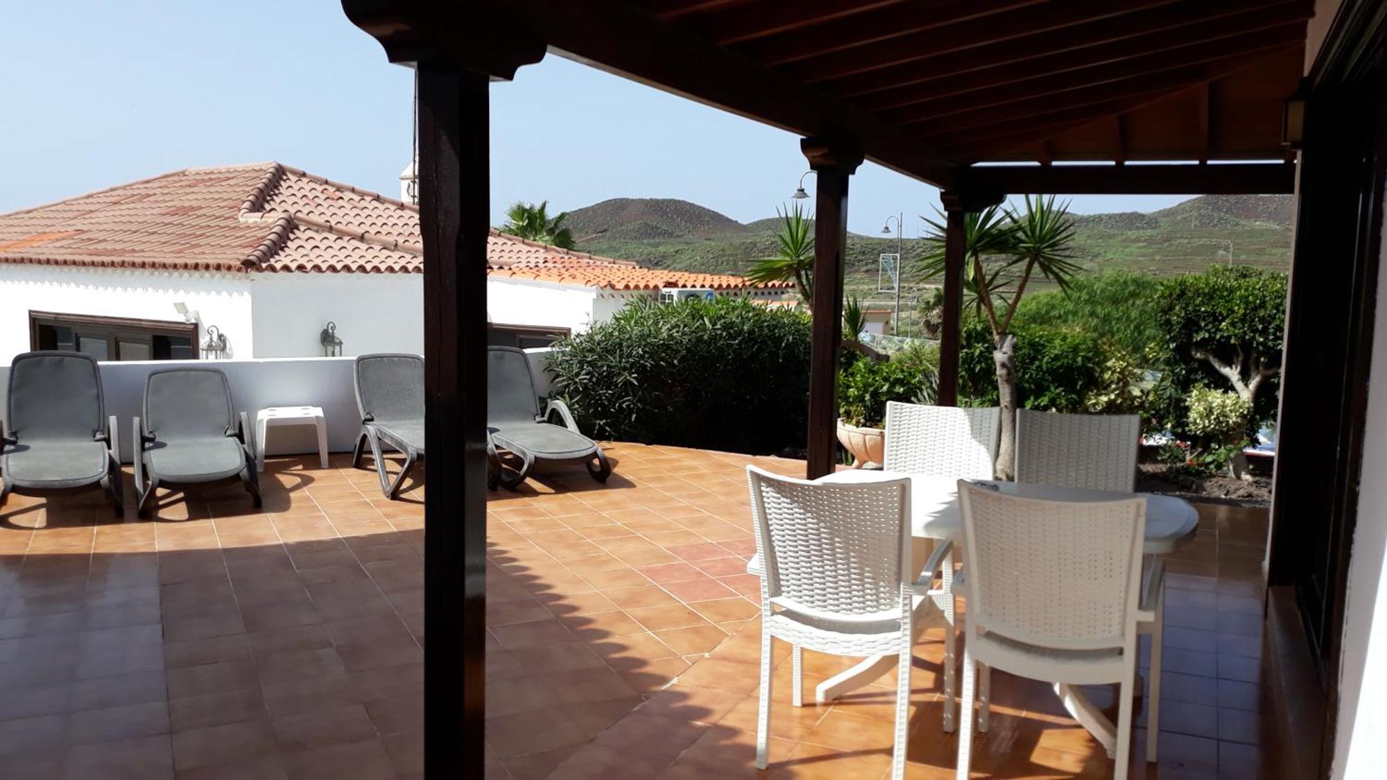 2 Bedroom Villa outdoor jacuzzi