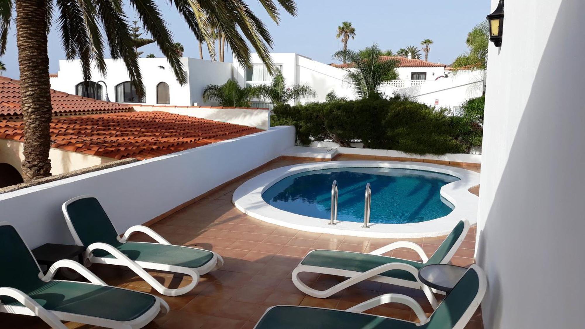 2 Bedroom Villa Pool