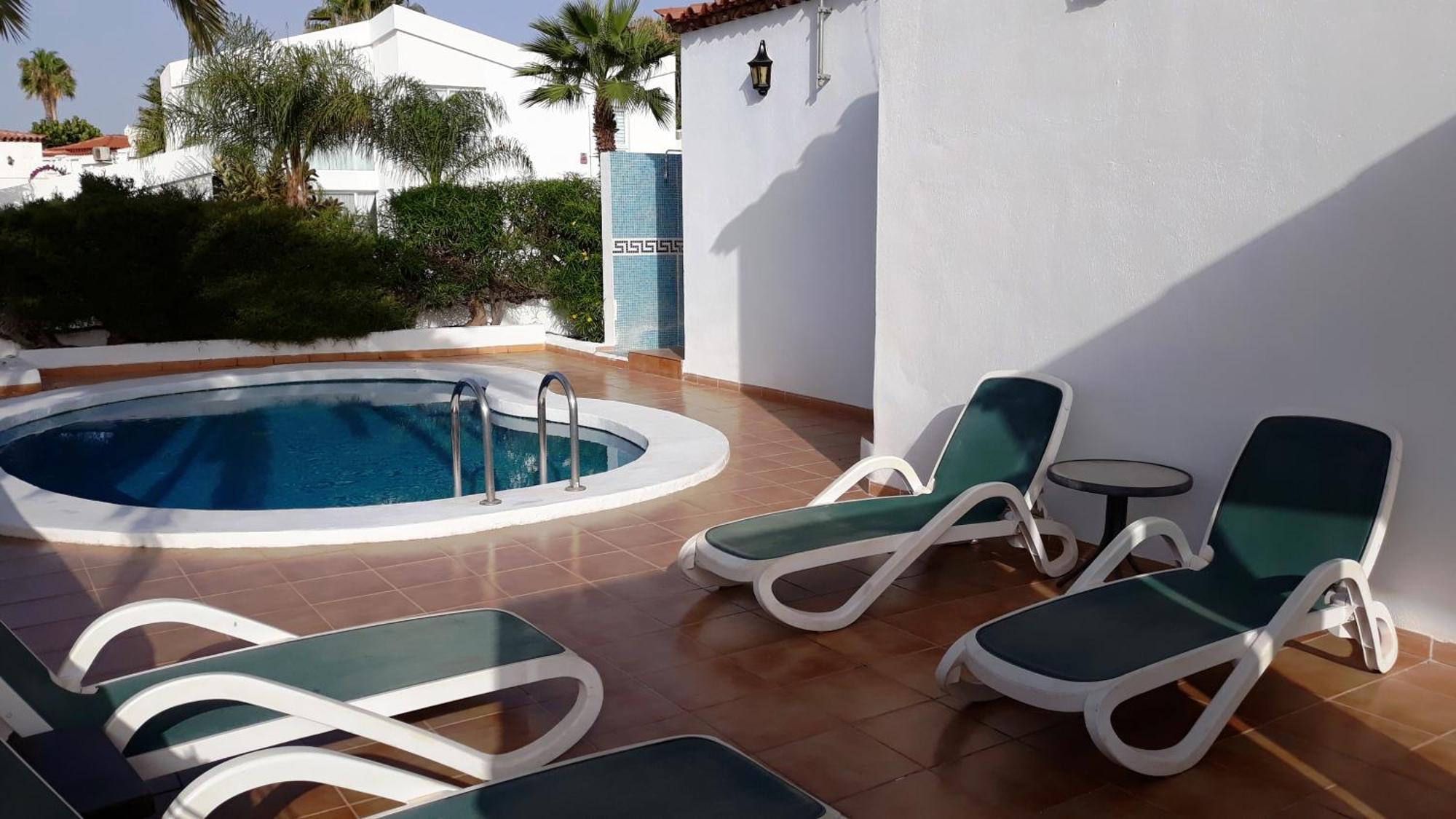 2 Bedroom Villa Pool