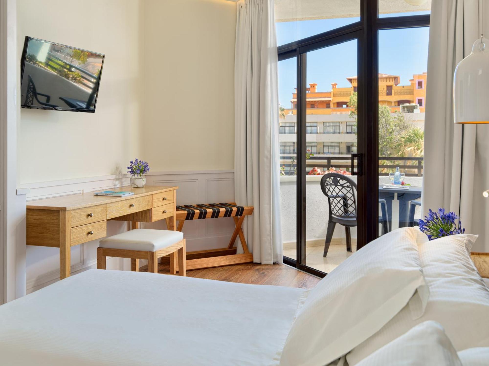 Twin Room Sea View,1272469318:JPEG