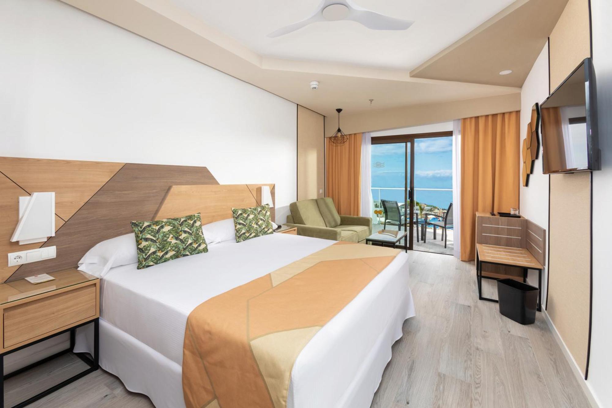 Double Room with Sea View,1740678418:JPEG