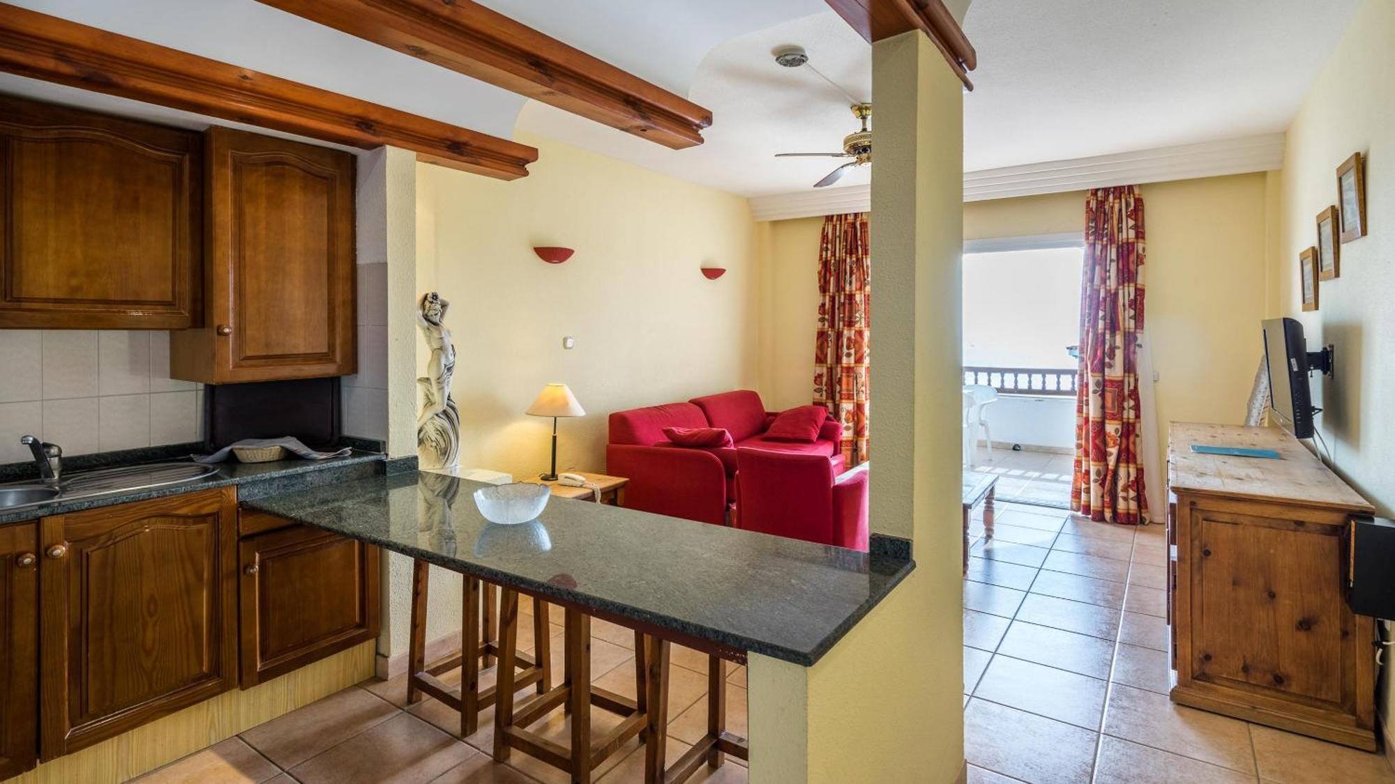 One-Bedroom Apartment,1758275356:JPEG