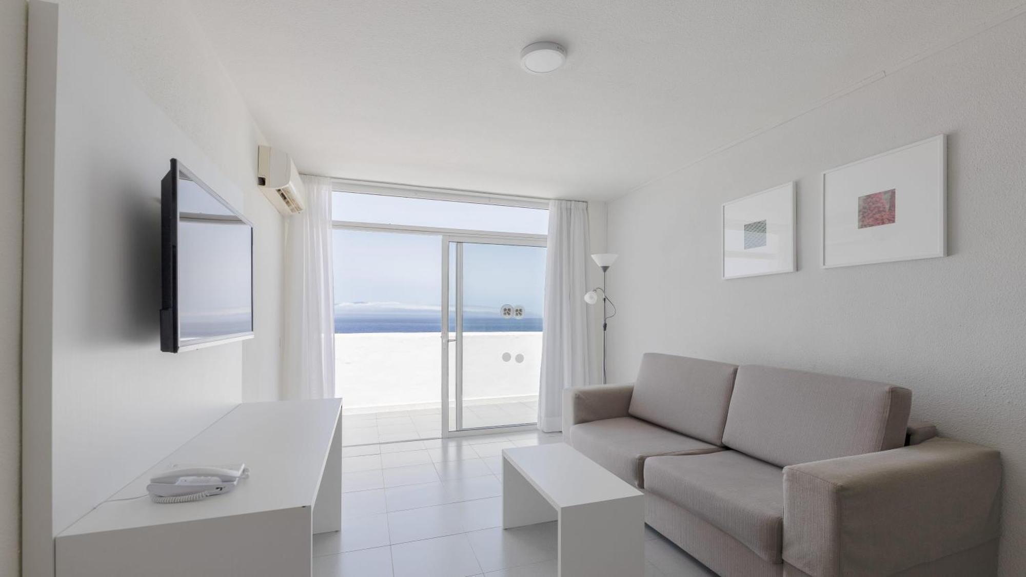 Standard Double or Twin Room Sea View,1758277434:JPEG