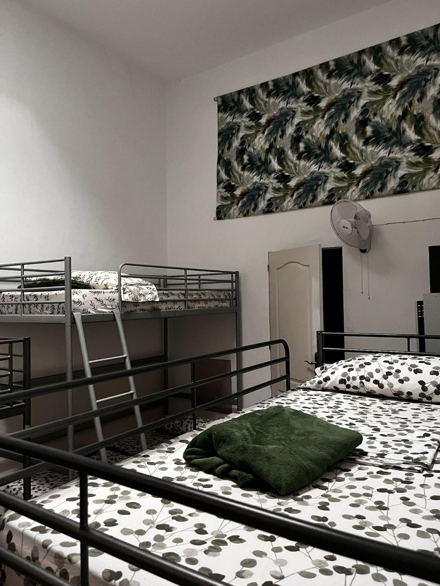 Mixed Dormitory Room