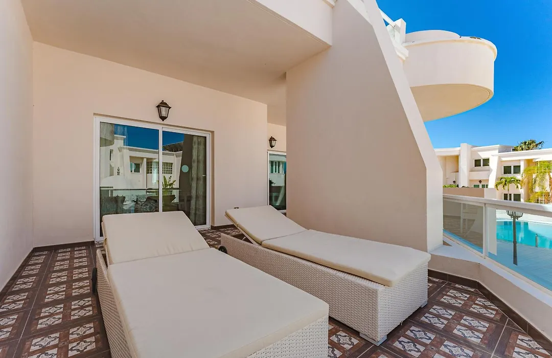 Flamingo Suites Boutique Hotel-1
