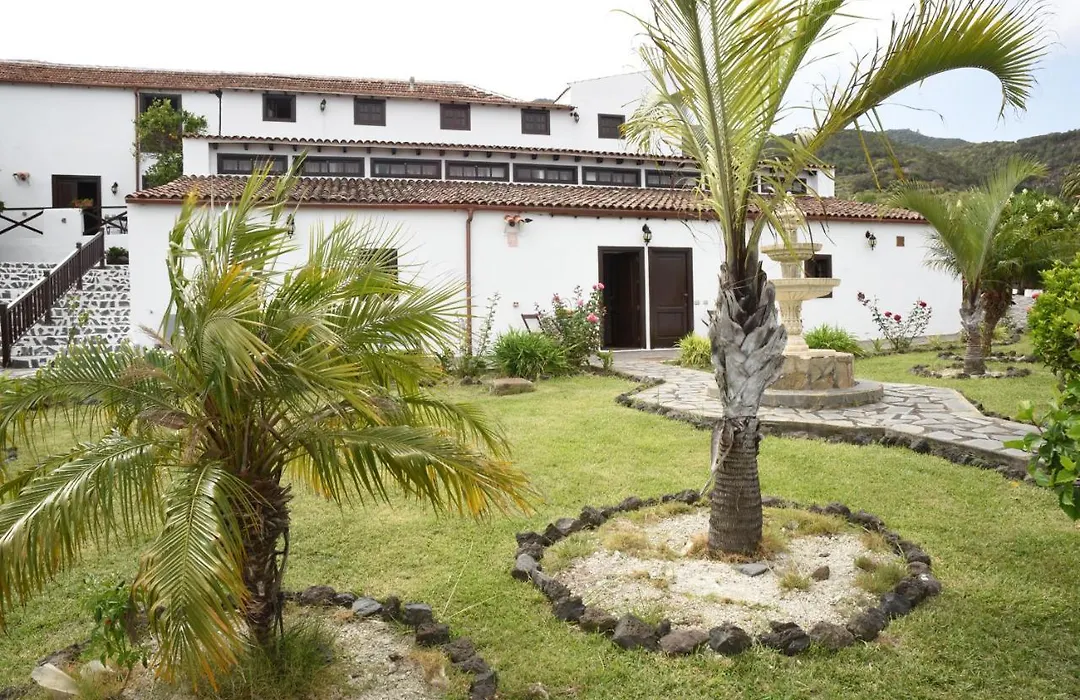 Hotel Rural Finca La Hacienda-1