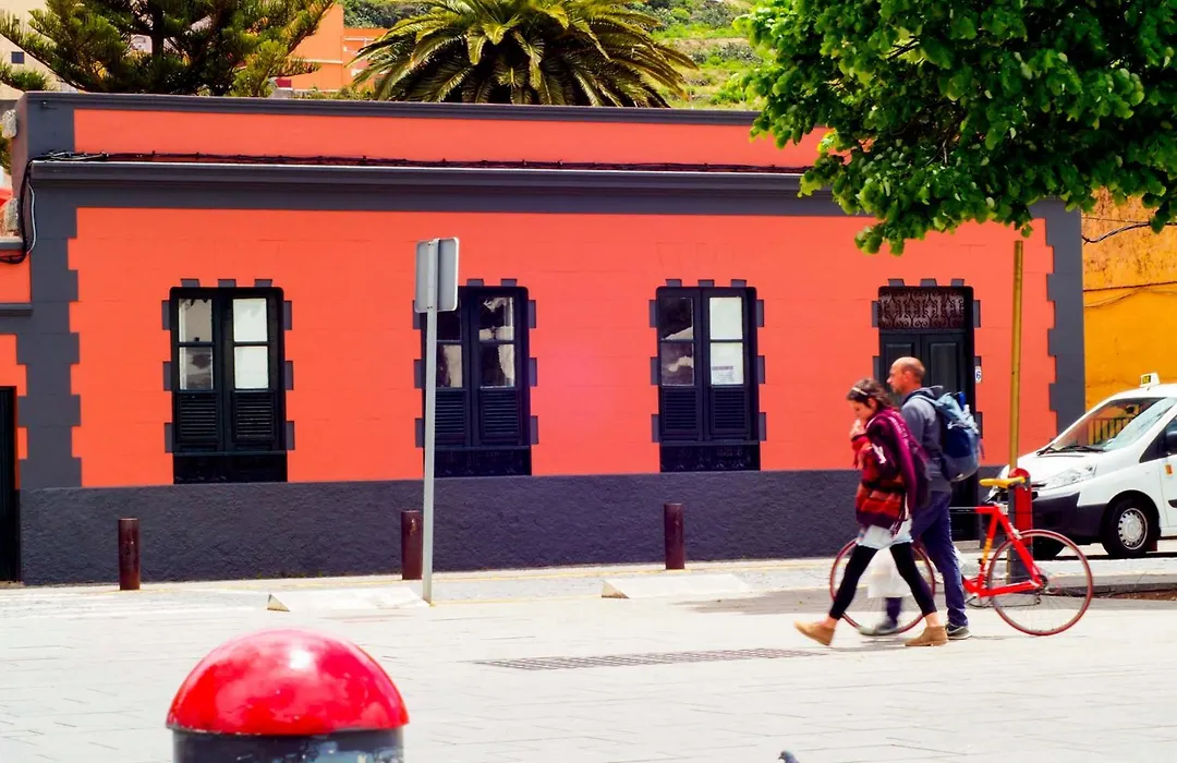Patio Hostel (Adults Only)-1