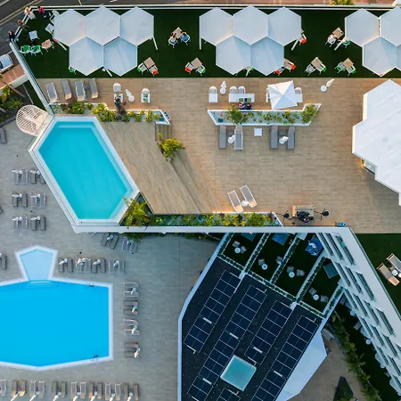 Merlin Resort-3