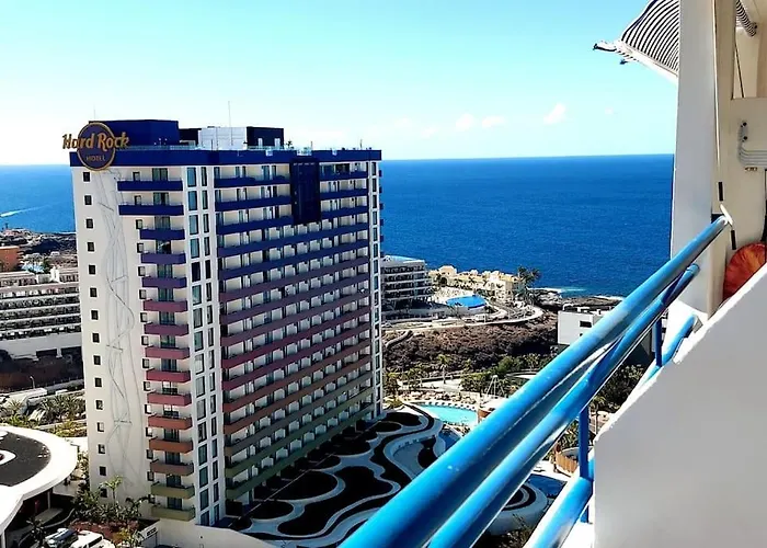 Luxury Kim Apartment New Pool, Ocean View & Wifi Free