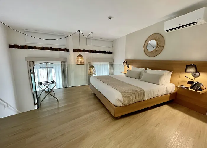 Hotel Emblematico Hi Suites Santa Cruz de Tenerife