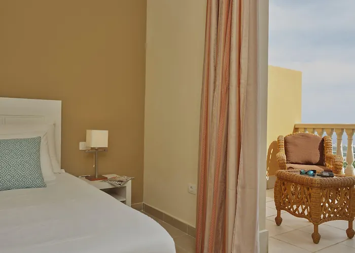 Coral Los Silos - Your Natural Accommodation Choice