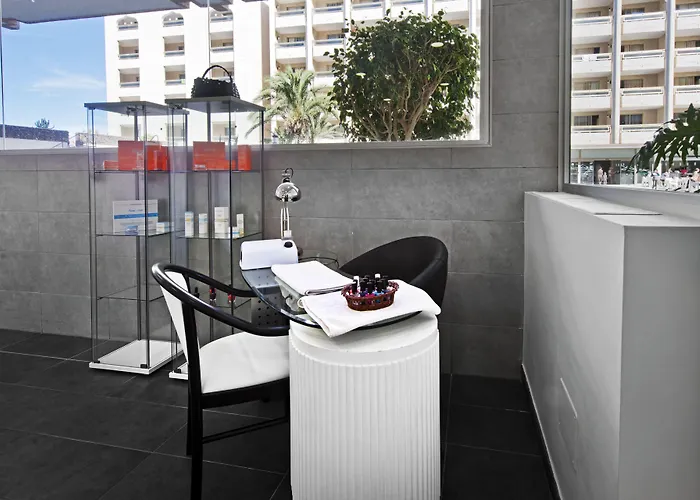 Kn Aparthotel Columbus